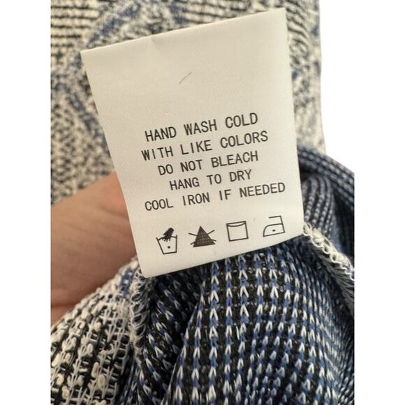 Melloday Blue Cream Textured Knit Top Geometric Pattern, 3/4 Sleeve, Boho Chic - Picture 4 of 6